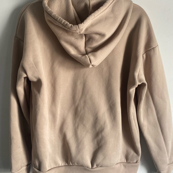 Simple comfy Los Angeles beige tan hoodie from SHEIN! - Picture 3 of 5